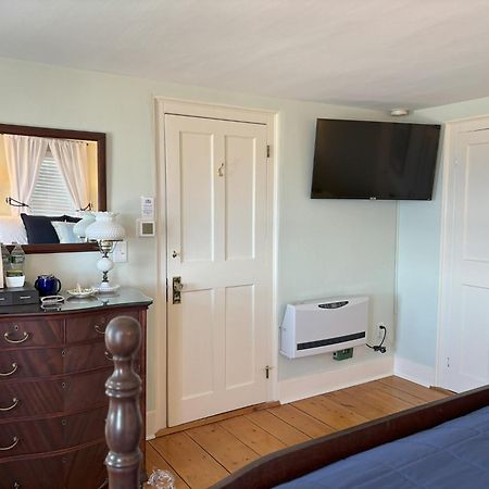 Spouter Inn Bed & Breakfast Lincolnville Esterno foto